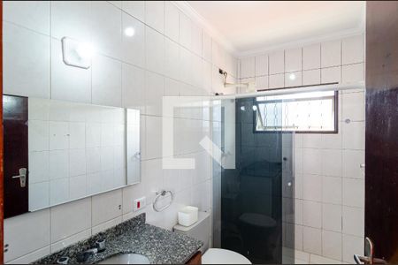 Banheiro da Suíte 1 de casa para alugar com 2 quartos, 80m² em Vila Babilônia, São Paulo