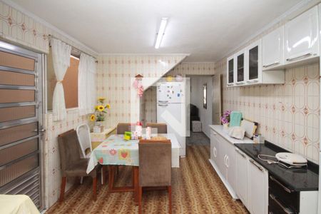 Casa à venda com 162m², 3 quartos e 2 vagasCozinha