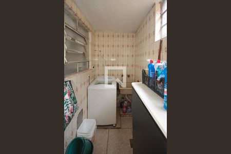 Casa à venda com 162m², 3 quartos e 2 vagasÁrea de Serviço