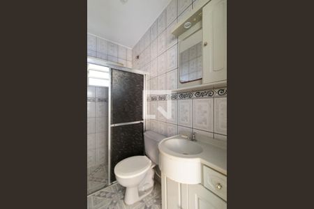 Banheiro de casa à venda com 2 quartos, 80m² em Hípica, Porto Alegre