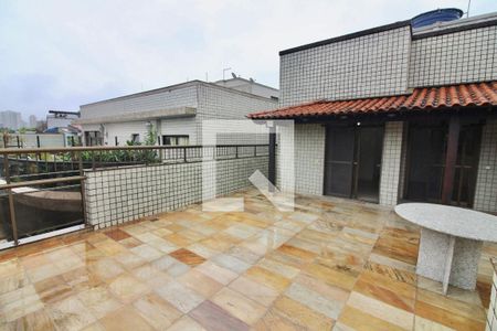 Apartamento à venda com 243m², 4 quartos e 3 vagas Apartamento à venda com 243m², 4 quartos e 3 vagasTerraço