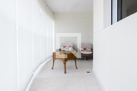 Varanda 3 de apartamento para alugar com 2 quartos, 75m² em Bela Vista, São Paulo