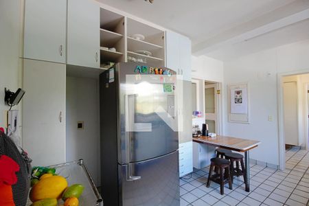 Apartamento à venda com 260m², 3 quartos e 4 vagas Apartamento à venda com 260m², 3 quartos e 4 vagasCozinha