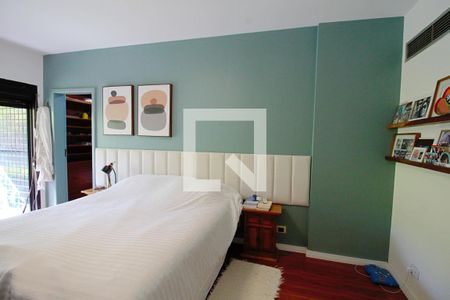 Apartamento à venda com 260m², 3 quartos e 4 vagas Apartamento à venda com 260m², 3 quartos e 4 vagasSuíte 3