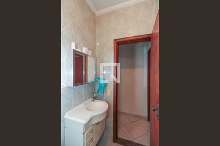 Casa à venda com 330m², 4 quartos e 2 vagasBanheiro 3