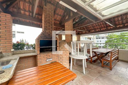 Apartamento para alugar com 110m², 3 quartos e 2 vagas Apartamento para alugar com 110m², 3 quartos e 2 vagasÁrea comum - Churrasqueira