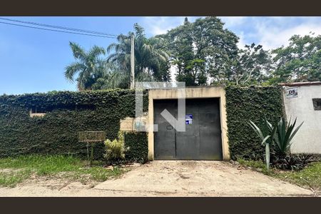 Casa para alugar com 75m², 2 quartos e 1 vaga Casa para alugar com 75m², 2 quartos e 1 vagaFachada