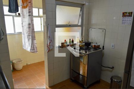 Apartamento à venda com 92m², 2 quartos e 1 vagaCozinha