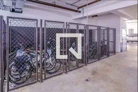 Studio para alugar com 30m², 1 quarto e 1 vaga Studio para alugar com 30m², 1 quarto e 1 vagaBicicletário