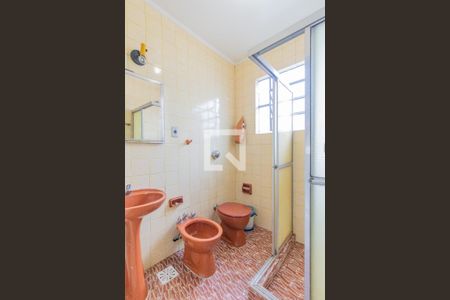 Casa à venda com 150m², 4 quartos e 1 vagaBanheiro