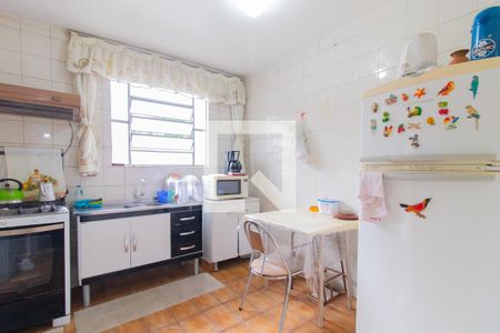 Casa à venda com 150m², 4 quartos e 1 vagaCozinha e Área de Serviço