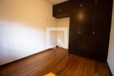 Casa à venda com 350m², 5 quartos e 10 vagasQuarto 2