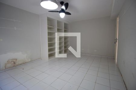 Casa à venda com 350m², 5 quartos e 10 vagasSala
