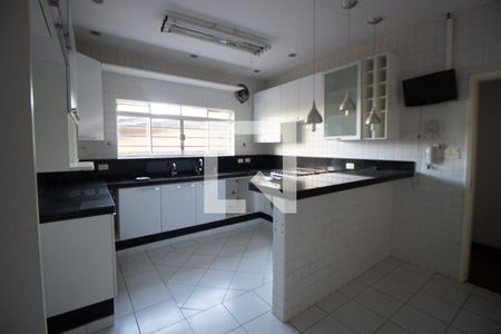 Casa à venda com 350m², 5 quartos e 10 vagasCozinha