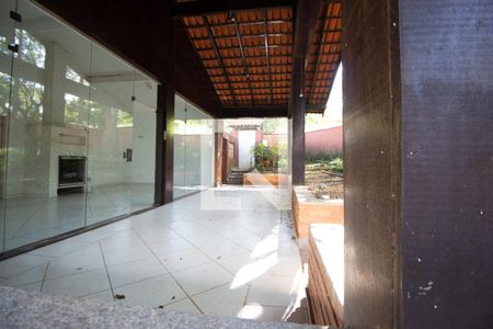Casa à venda com 350m², 5 quartos e 10 vagasÁrea comum