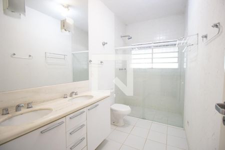 Casa à venda com 350m², 5 quartos e 10 vagasBanheiro