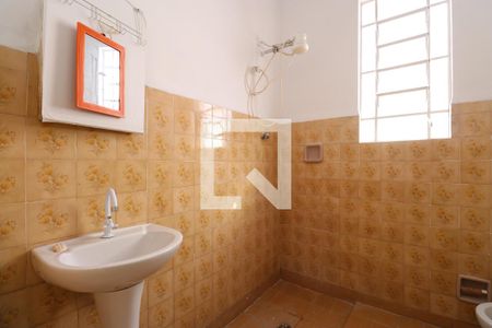 Casa à venda com 100m², 3 quartos e 1 vagaBanheiro