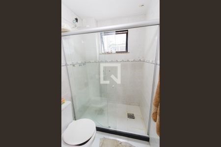 Casa de condomínio à venda com 280m², 4 quartos e 2 vagasBanheiro da Suíte 2