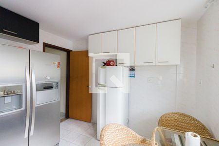 Casa de condomínio à venda com 280m², 4 quartos e 2 vagasCozinha