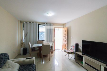 Sala de casa de condomínio à venda com 4 quartos, 280m² em Anil, Rio de Janeiro