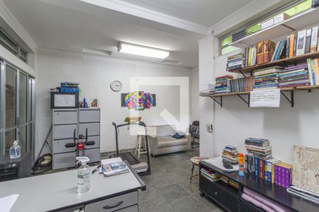 Casa para alugar com 250m², 4 quartos e 3 vagasQuarto de serviço