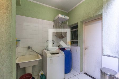 Casa para alugar com 250m², 4 quartos e 3 vagasÁrea de serviço