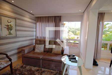 Apartamento à venda com 240m², 3 quartos e 4 vagas Apartamento à venda com 240m², 3 quartos e 4 vagasSala de TV