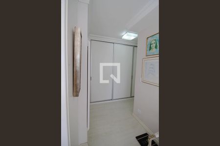 Apartamento à venda com 240m², 3 quartos e 4 vagas Apartamento à venda com 240m², 3 quartos e 4 vagasSuíte 3