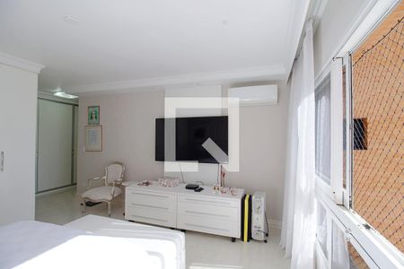 Apartamento à venda com 240m², 3 quartos e 4 vagas Apartamento à venda com 240m², 3 quartos e 4 vagasSuíte 3