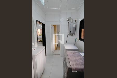 Apartamento à venda com 240m², 3 quartos e 4 vagas Apartamento à venda com 240m², 3 quartos e 4 vagasÁrea de Serviço