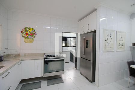Apartamento à venda com 240m², 3 quartos e 4 vagas Apartamento à venda com 240m², 3 quartos e 4 vagasCozinha