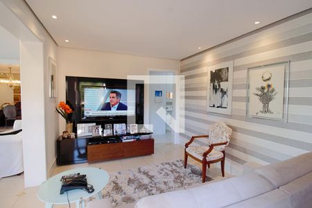 Apartamento à venda com 240m², 3 quartos e 4 vagas Apartamento à venda com 240m², 3 quartos e 4 vagasSala de TV