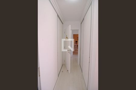 Apartamento à venda com 240m², 3 quartos e 4 vagas Apartamento à venda com 240m², 3 quartos e 4 vagasSuíte 3
