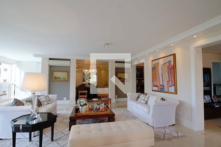 Apartamento à venda com 240m², 3 quartos e 4 vagas Apartamento à venda com 240m², 3 quartos e 4 vagasSala