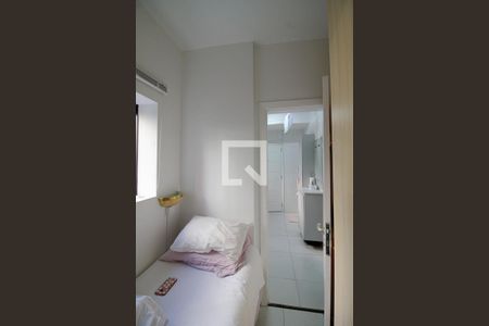 Apartamento à venda com 240m², 3 quartos e 4 vagas Apartamento à venda com 240m², 3 quartos e 4 vagasQuarto de Serviço