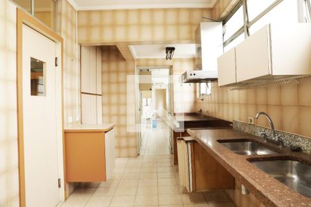 Apartamento à venda com 284m², 3 quartos e 3 vagas Apartamento à venda com 284m², 3 quartos e 3 vagasCozinha