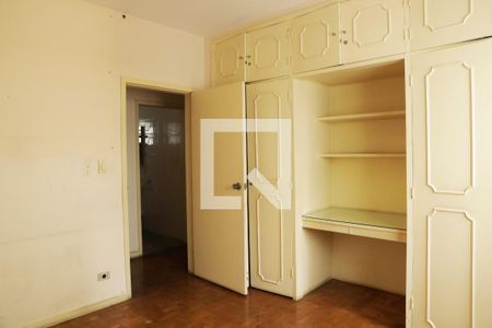 Apartamento à venda com 284m², 3 quartos e 3 vagas Apartamento à venda com 284m², 3 quartos e 3 vagasQuarto 2