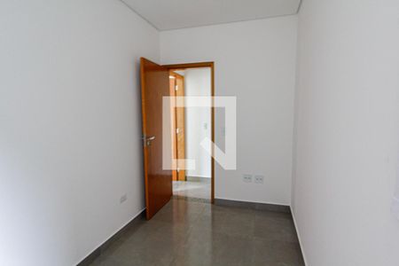 Quarto 1 de apartamento para alugar com 2 quartos, 42m² em Jardim Santo Alberto, Santo André