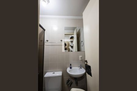 Apartamento à venda com 92m², 3 quartos e 2 vagas Apartamento à venda com 92m², 3 quartos e 2 vagasBanheiro de serviço