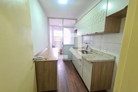 Apartamento à venda com 65m², 2 quartos e 1 vagaCozinha