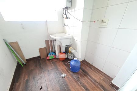 Apartamento à venda com 65m², 2 quartos e 1 vagaÁrea de Serviço