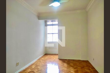 Sala de apartamento para alugar com 2 quartos, 72m² em Copacabana, Rio de Janeiro