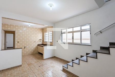 Casa à venda com 165m², 3 quartos e 2 vagas Casa à venda com 165m², 3 quartos e 2 vagasCozinha