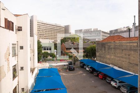 Vista Quarto 1 de apartamento à venda com 2 quartos, 76m² em Santa Cecília, Porto Alegre