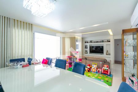 Sala de apartamento à venda com 3 quartos, 130m² em Baeta Neves, São Bernardo do Campo