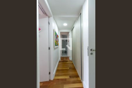 Apartamento à venda com 130m², 3 quartos e 2 vagasCorredor dos Quartos