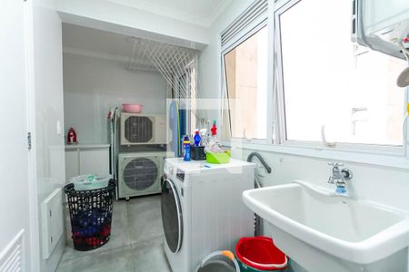 Apartamento à venda com 130m², 3 quartos e 2 vagasÁrea de Serviço
