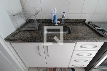 Apartamento à venda com 76m², 2 quartos e 1 vagaCozinha/Área De Serviço