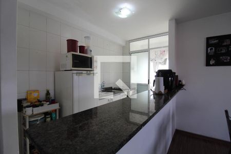Apartamento à venda com 76m², 2 quartos e 1 vagaCozinha/Área De Serviço