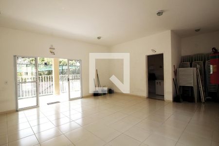 Apartamento para alugar com 46m², 2 quartos e 1 vagaÁrea comum - Salão de festas